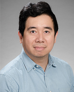 Sirisak Chanprasert headshot