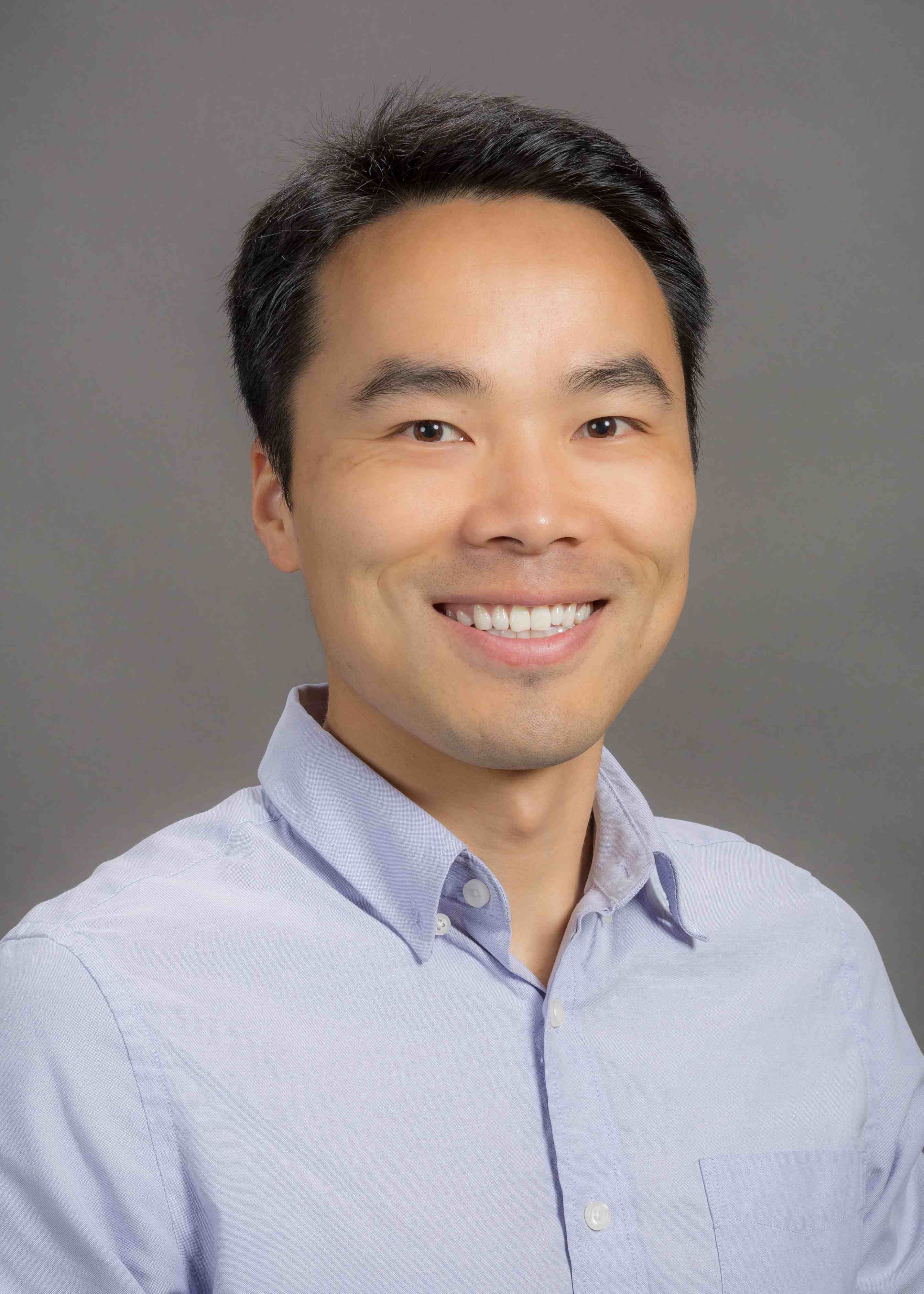 Chang Li headshot